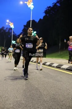 Runner Photo 4293960