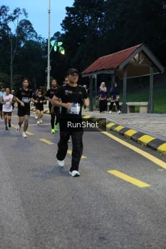 Runner Photo 4293984