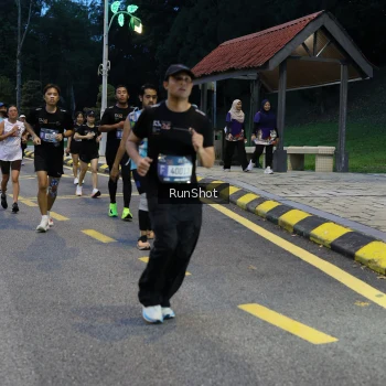 Runner Photo 4293990