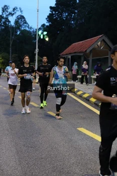 Runner Photo 4293994