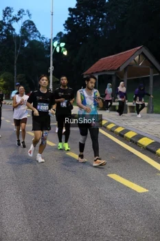 Runner Photo 4294003