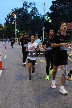 Runner Photo 4294018
