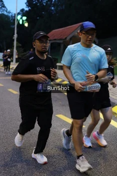 Runner Photo 4294038