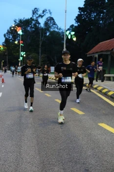 Runner Photo 4294050