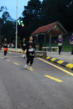 Runner Photo 4294065