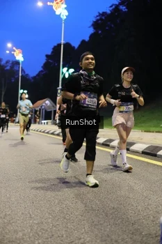 Runner Photo 4294075