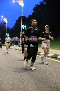 Runner Photo 4294076