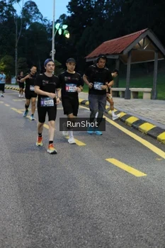 Runner Photo 4294103