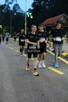 Runner Photo 4294107