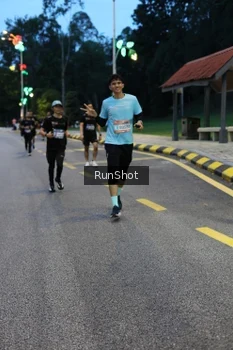 Runner Photo 4294145