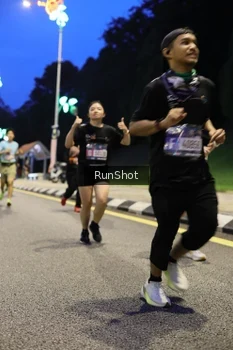 Runner Photo 4294150