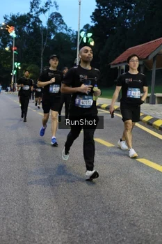 Runner Photo 4294180