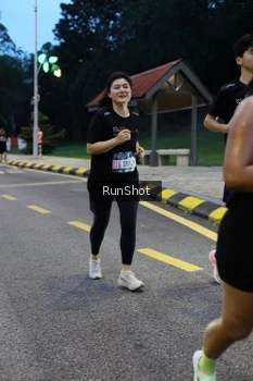 Runner Photo 4294209