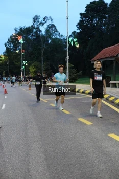 Runner Photo 4294236