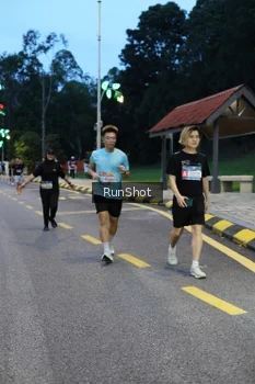 Runner Photo 4294240