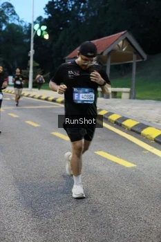 Runner Photo 4294298