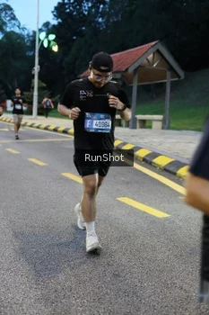 Runner Photo 4294301