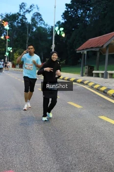Runner Photo 4294302