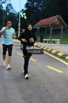 Runner Photo 4294308