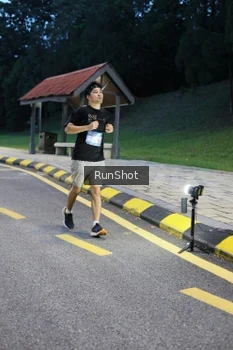 Runner Photo 4294323