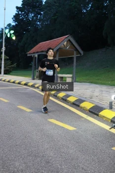 Runner Photo 4294324