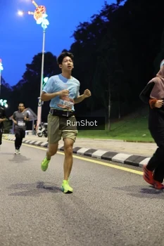 Runner Photo 4294338