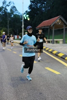 Runner Photo 4294340