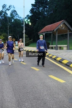 Runner Photo 4294350
