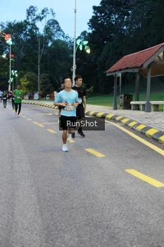 Runner Photo 4294351