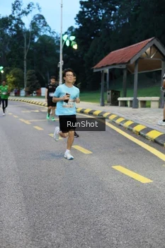 Runner Photo 4294359