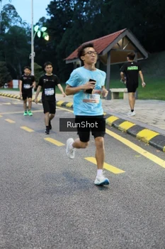 Runner Photo 4294368