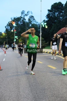 Runner Photo 4294378