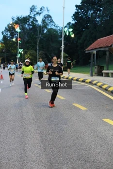 Runner Photo 4294399