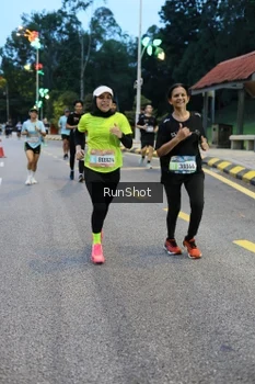 Runner Photo 4294400