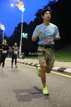 Runner Photo 4294405