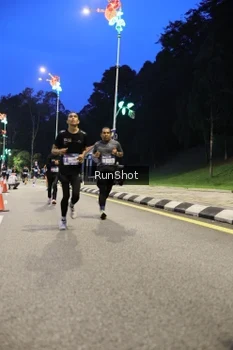 Runner Photo 4294418