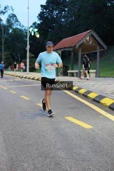 Runner Photo 4294428