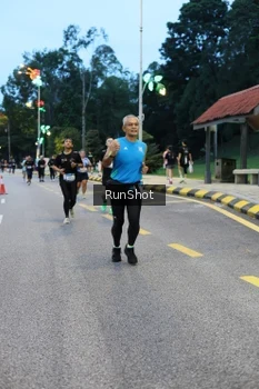 Runner Photo 4294429