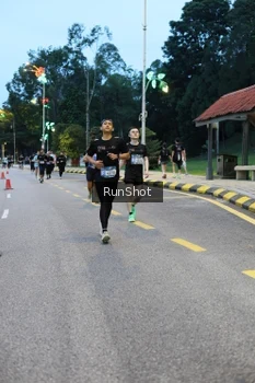 Runner Photo 4294435
