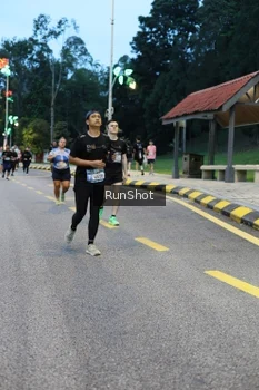 Runner Photo 4294443