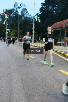 Runner Photo 4294446