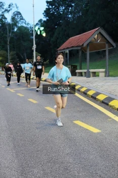 Runner Photo 4294471