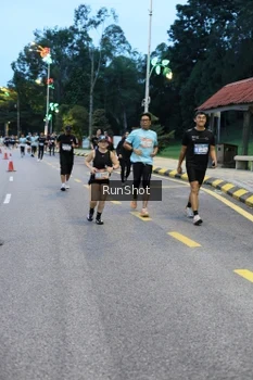 Runner Photo 4294490