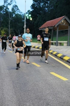 Runner Photo 4294503