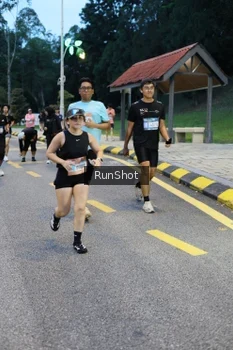 Runner Photo 4294505