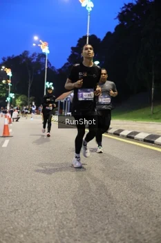 Runner Photo 4294519
