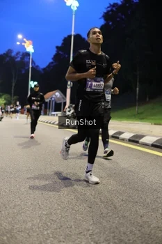 Runner Photo 4294570
