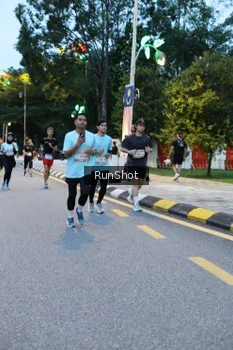 Runner Photo 4294584