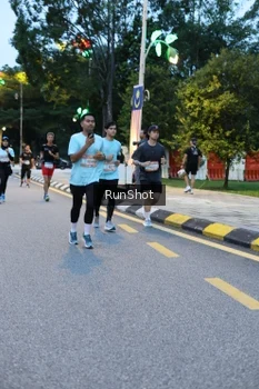 Runner Photo 4294590