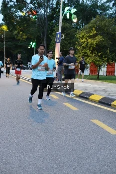 Runner Photo 4294592